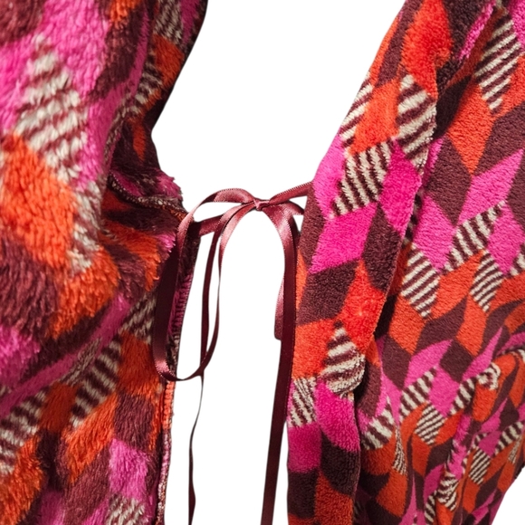 Vera Bradley Hooded Robe - Picture 4 of 5